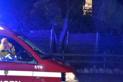 Nuertingen: Verirrte Rakete sorgt fuer Rauch und loest Feueralarm aus